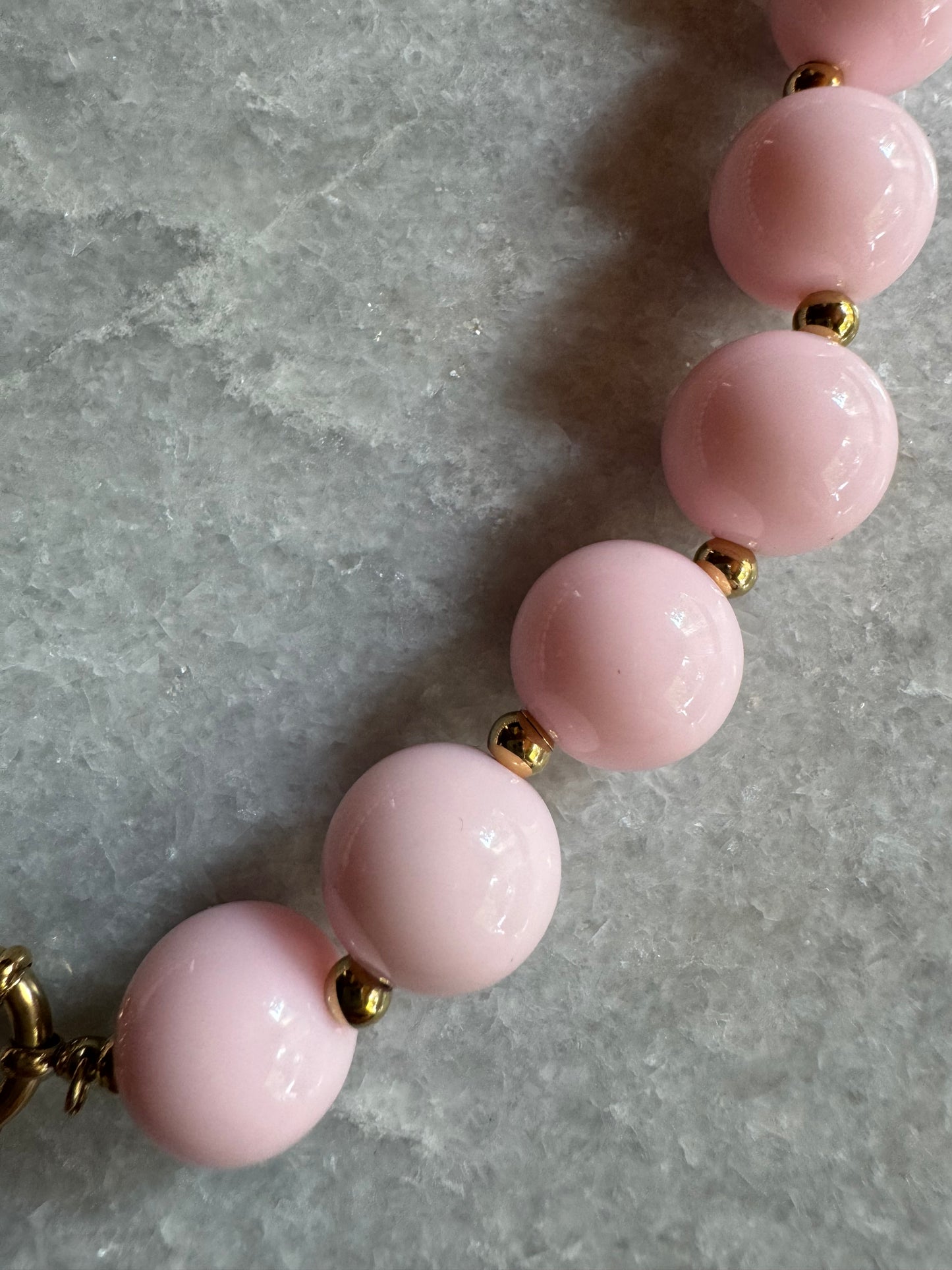 Billy Ketting Roze