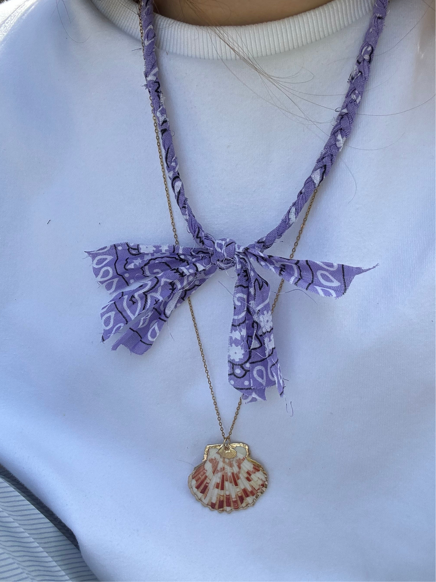 Daan ketting lila
